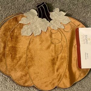 Pumpkin Placemats by Sigrid Olsen (one set of four placemats)